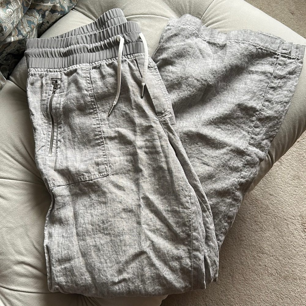 Like new Athleta Cabo Linen pants! Size 12